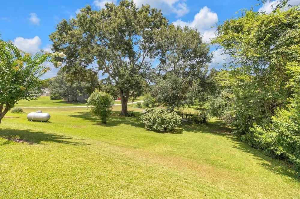 70 Valley Drive Coldspring, TX 77331