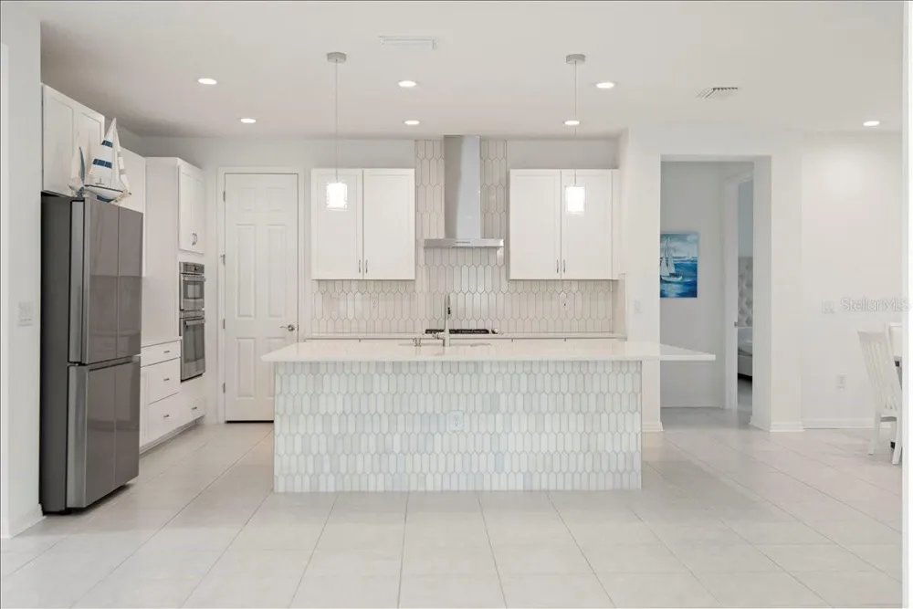 17703 SAVORY MIST CIRCLE Lakewood Ranch, FL 34211