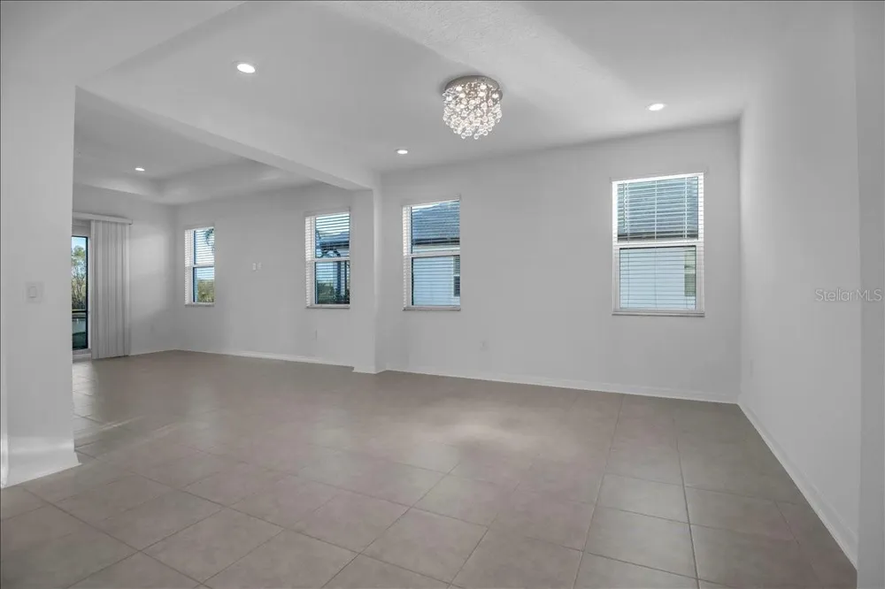 17703 SAVORY MIST CIRCLE Lakewood Ranch, FL 34211