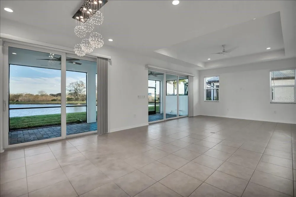 17703 SAVORY MIST CIRCLE Lakewood Ranch, FL 34211