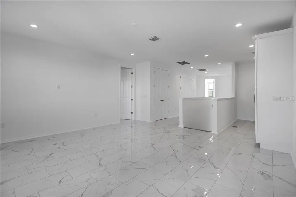 17703 SAVORY MIST CIRCLE Lakewood Ranch, FL 34211