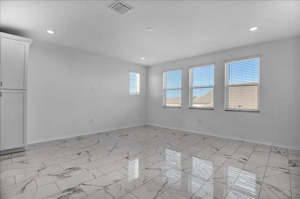 17703 SAVORY MIST CIRCLE Lakewood Ranch, FL 34211