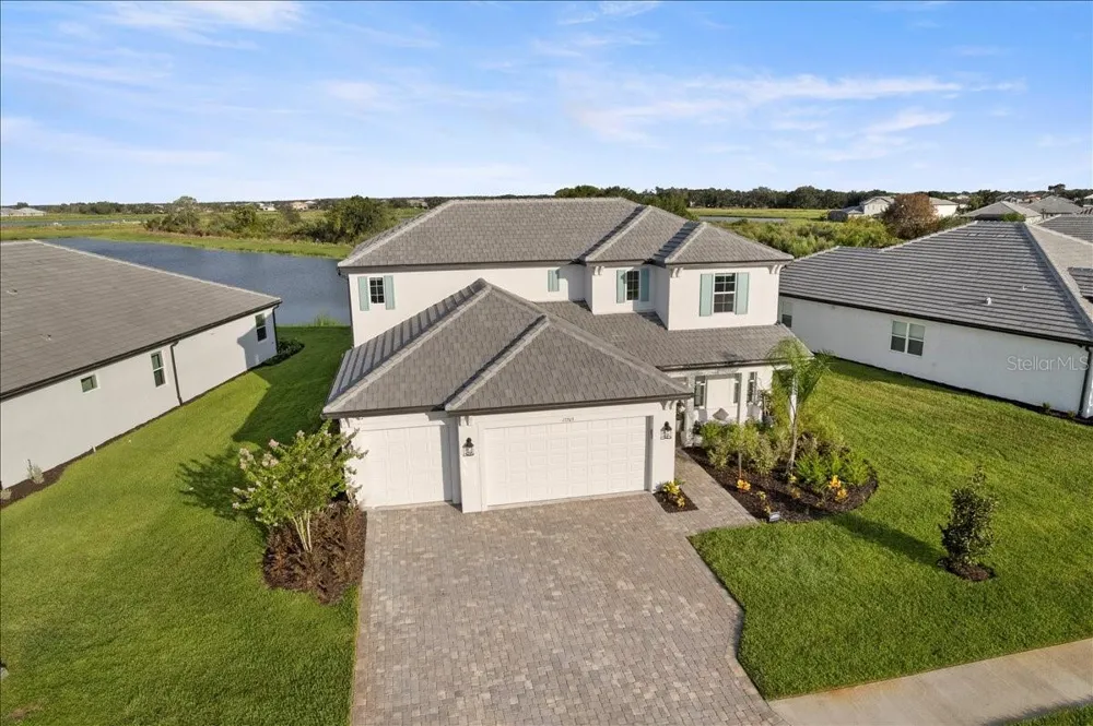 17703 SAVORY MIST CIRCLE Lakewood Ranch, FL 34211