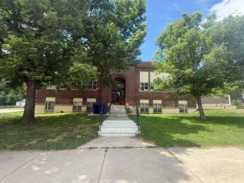 202 Cass Avenue