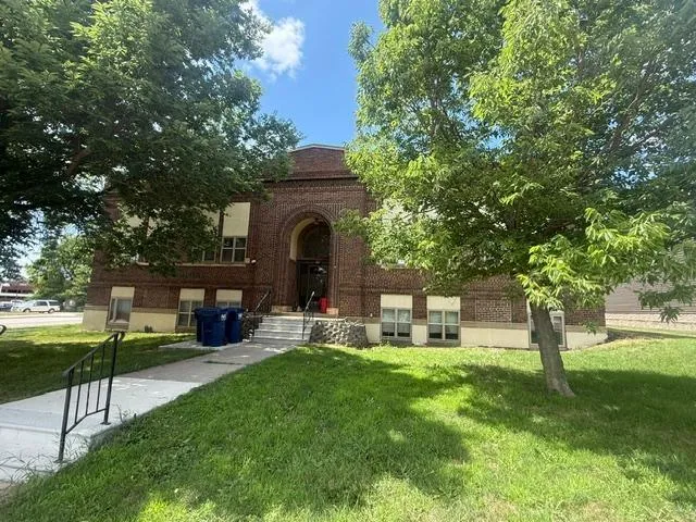 202 Cass Avenue Springfield, MN 56087