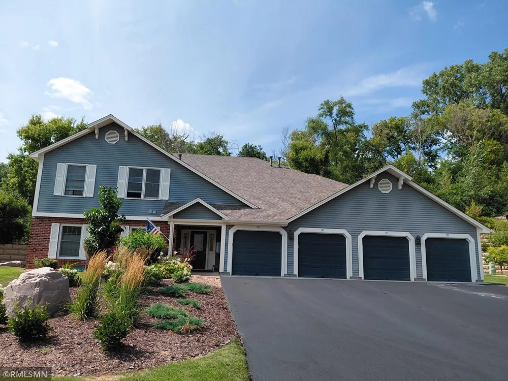 5237 Balmoral Lane Bloomington, MN 55437