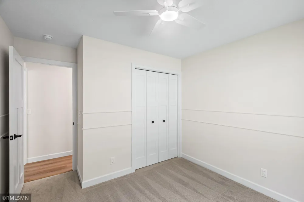 5237 Balmoral Lane Bloomington, MN 55437