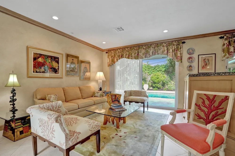 11 Tam O'shanter Lane Fort Lauderdale, FL 33308
