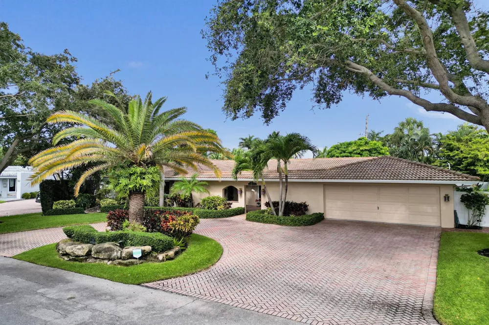 11 Tam O'shanter Lane Fort Lauderdale, FL 33308
