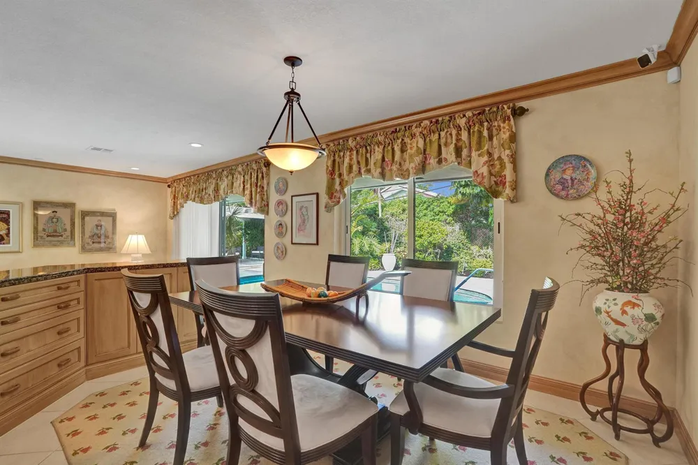 11 Tam O'shanter Lane Fort Lauderdale, FL 33308