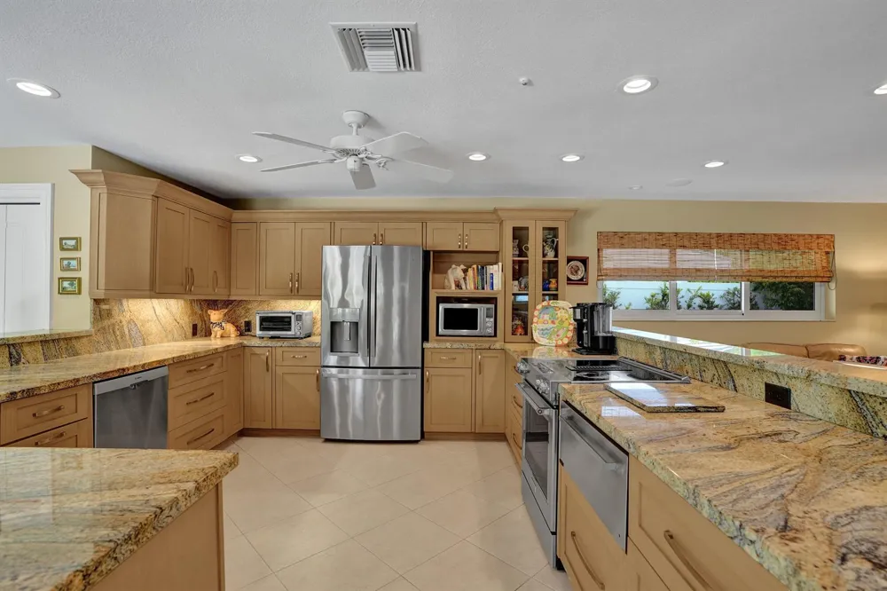 11 Tam O'shanter Lane Fort Lauderdale, FL 33308