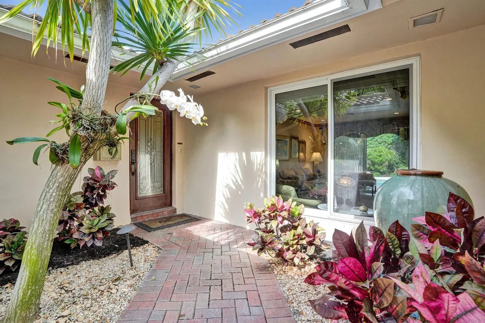 11 Tam O'shanter Lane Fort Lauderdale, FL 33308
