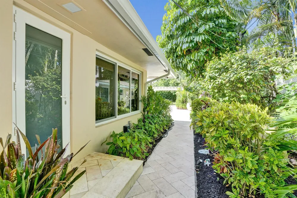 11 Tam O'shanter Lane Fort Lauderdale, FL 33308