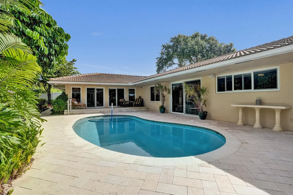 11 Tam O'shanter Lane Fort Lauderdale, FL 33308