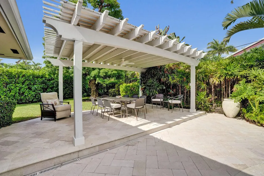 11 Tam O'shanter Lane Fort Lauderdale, FL 33308