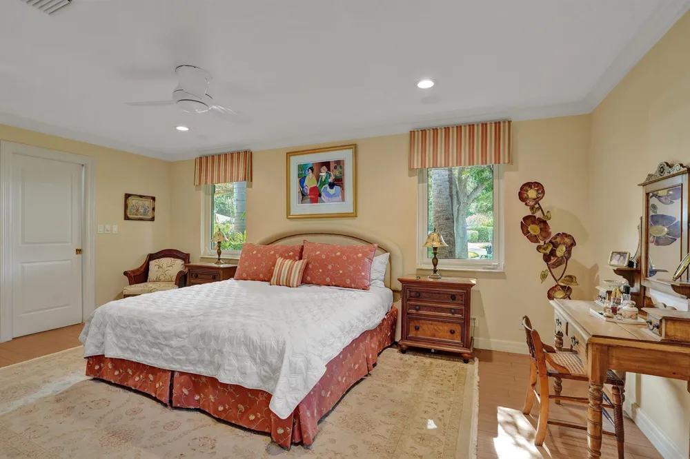 11 Tam O'shanter Lane Fort Lauderdale, FL 33308