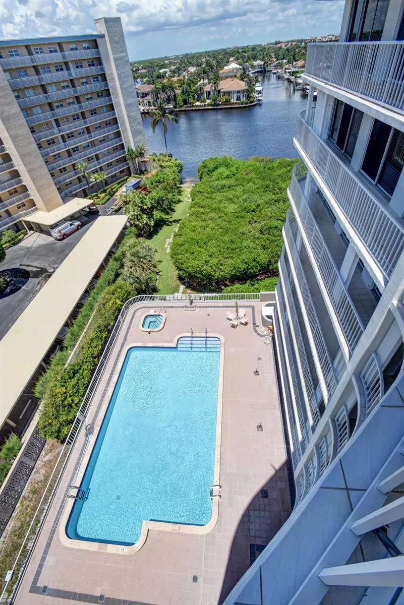 3210 S Ocean Boulevard #903 Highland Beach, FL 33487