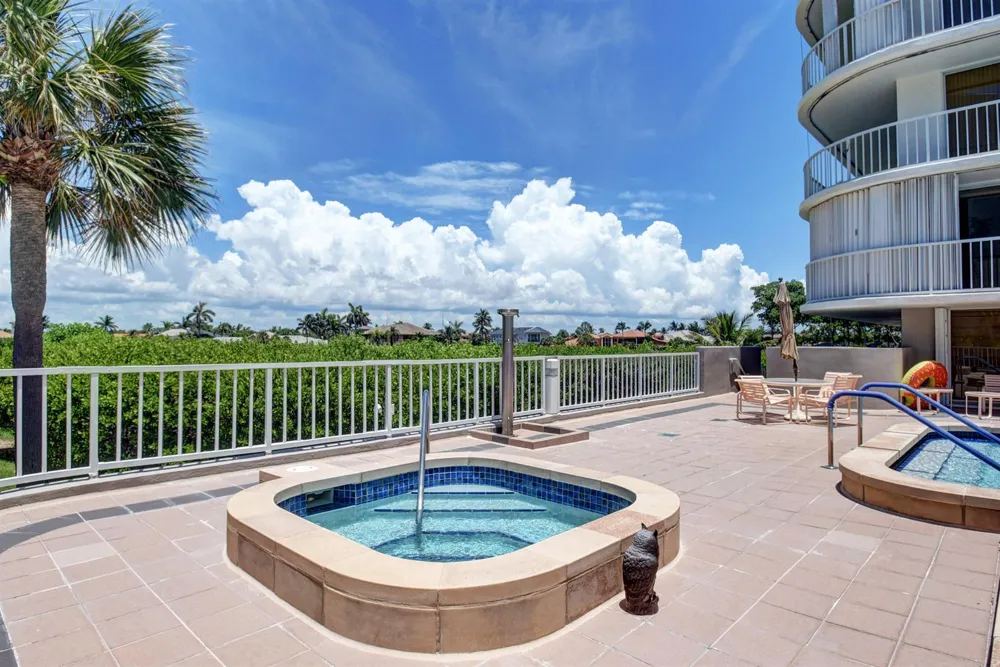 3210 S Ocean Boulevard #903 Highland Beach, FL 33487