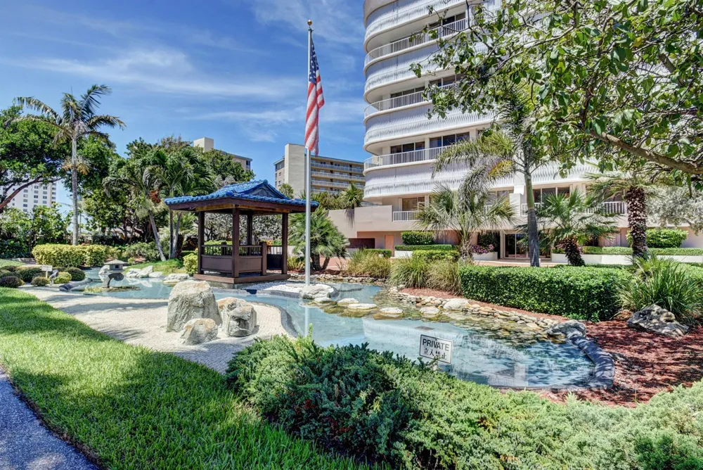 3210 S Ocean Boulevard #903 Highland Beach, FL 33487