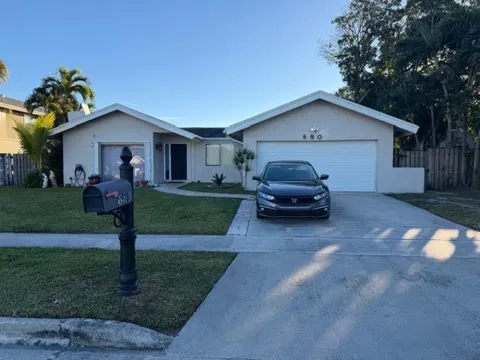 680 NW 49th Avenue