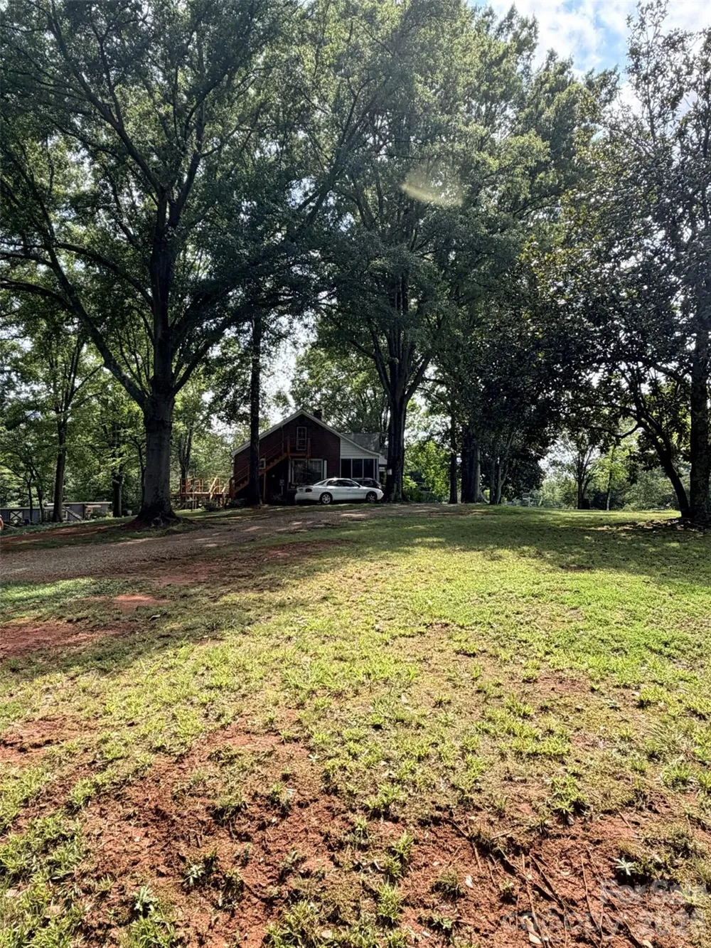 737 W C STREET Newton, NC 28658