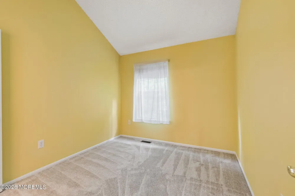 25 Phoenix Court Tinton Falls, NJ 07712