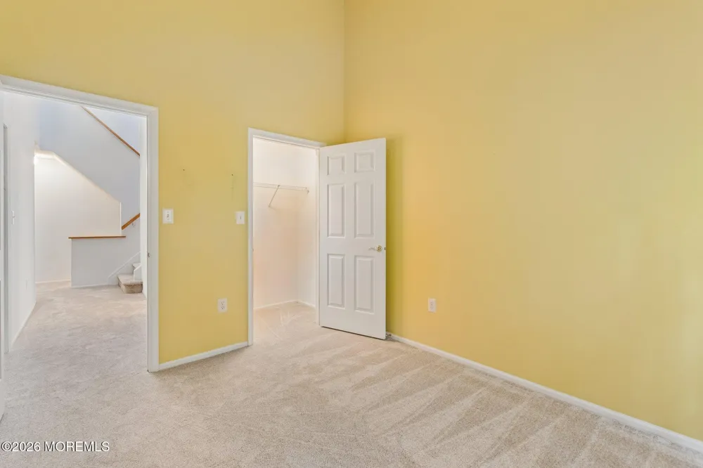 25 Phoenix Court Tinton Falls, NJ 07712