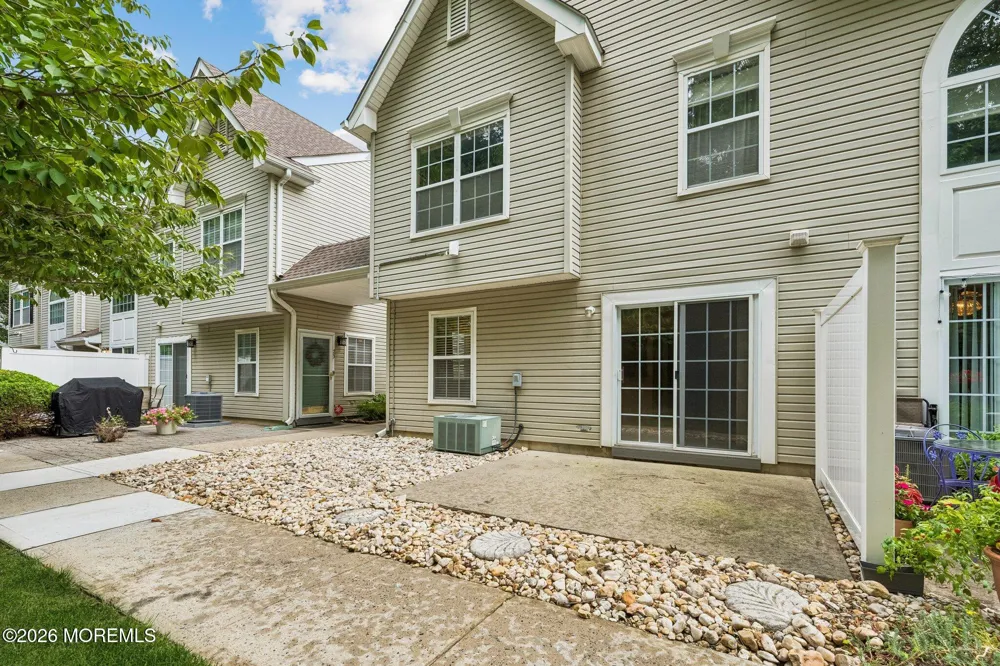 25 Phoenix Court Tinton Falls, NJ 07712