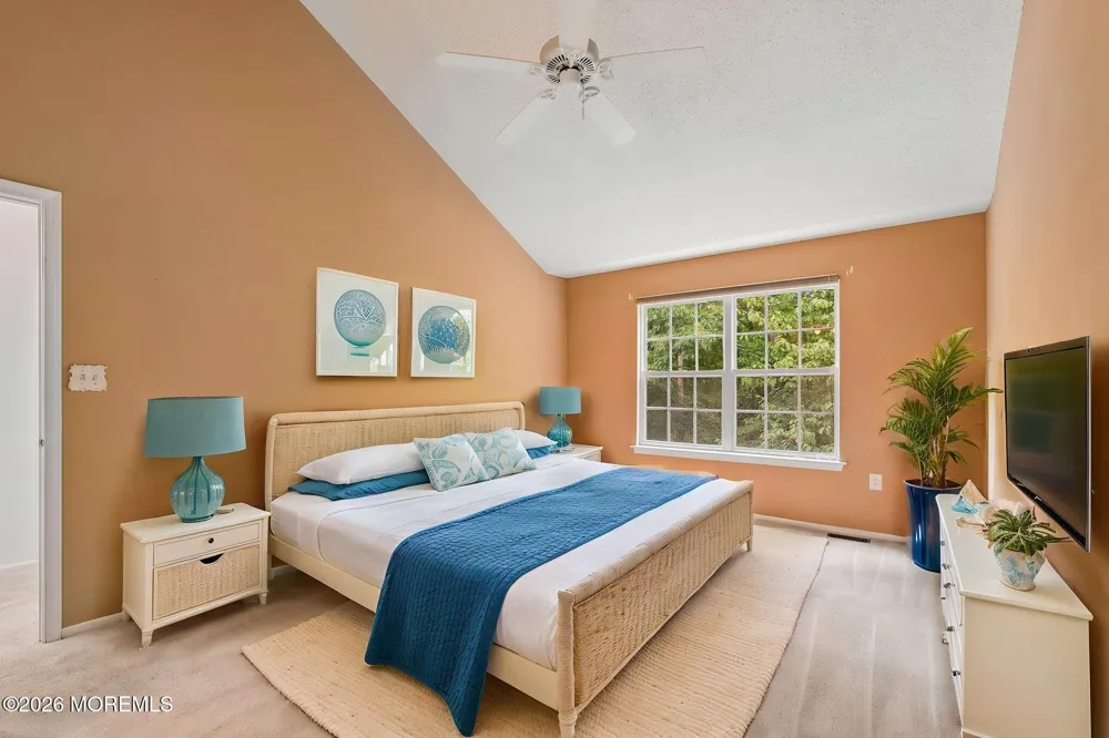 25 Phoenix Court Tinton Falls, NJ 07712