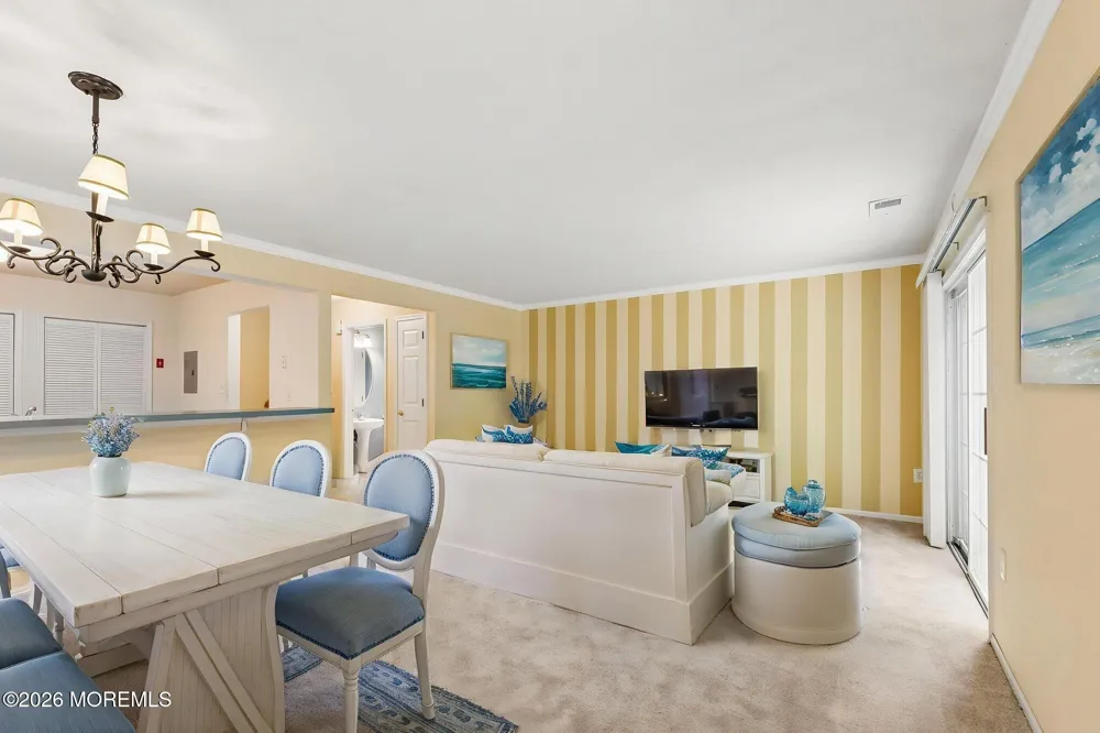 25 Phoenix Court Tinton Falls, NJ 07712