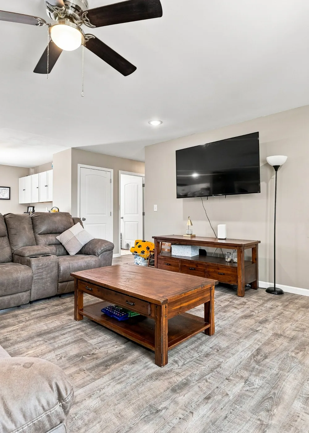 676 Parkway Dr Smithville, TN 37166
