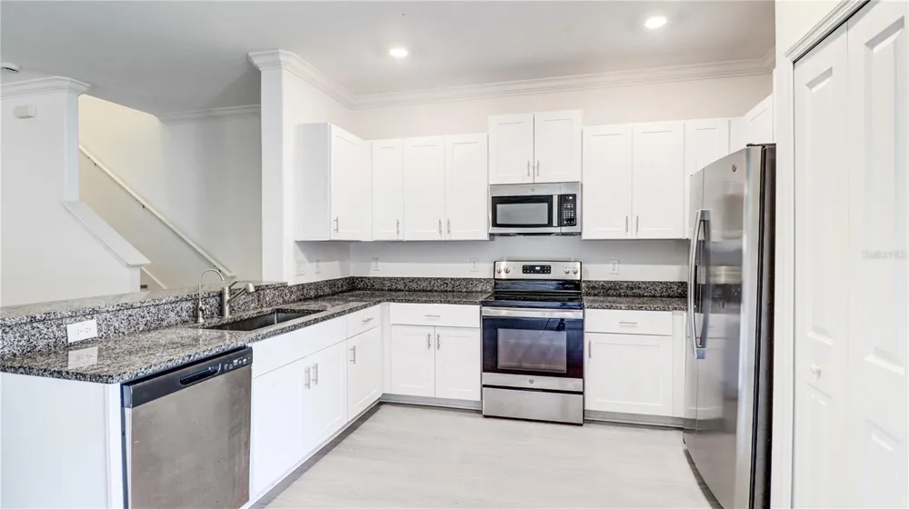36427 GARDEN WALL WAY Zephyrhills, FL 33541