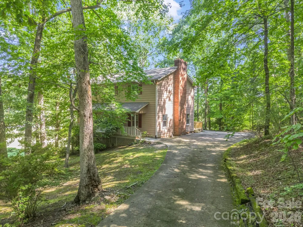154 Breeze Hill Rutherfordton, NC 28139