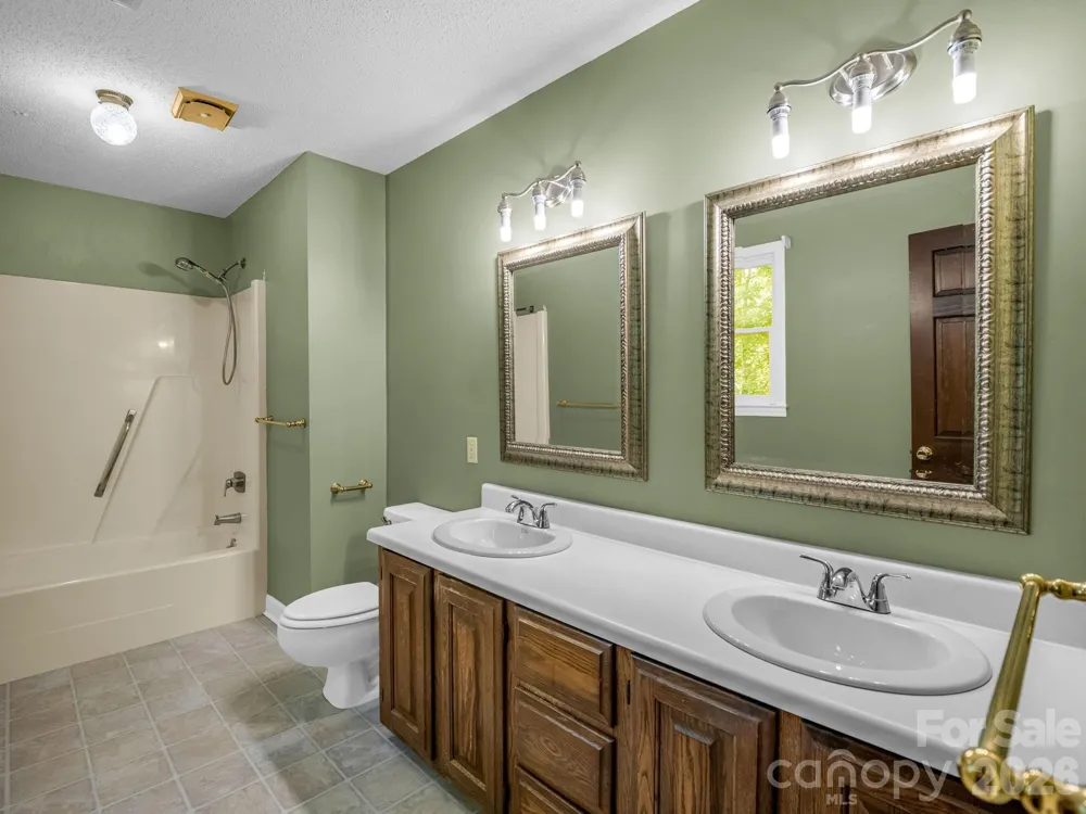 154 Breeze Hill Rutherfordton, NC 28139