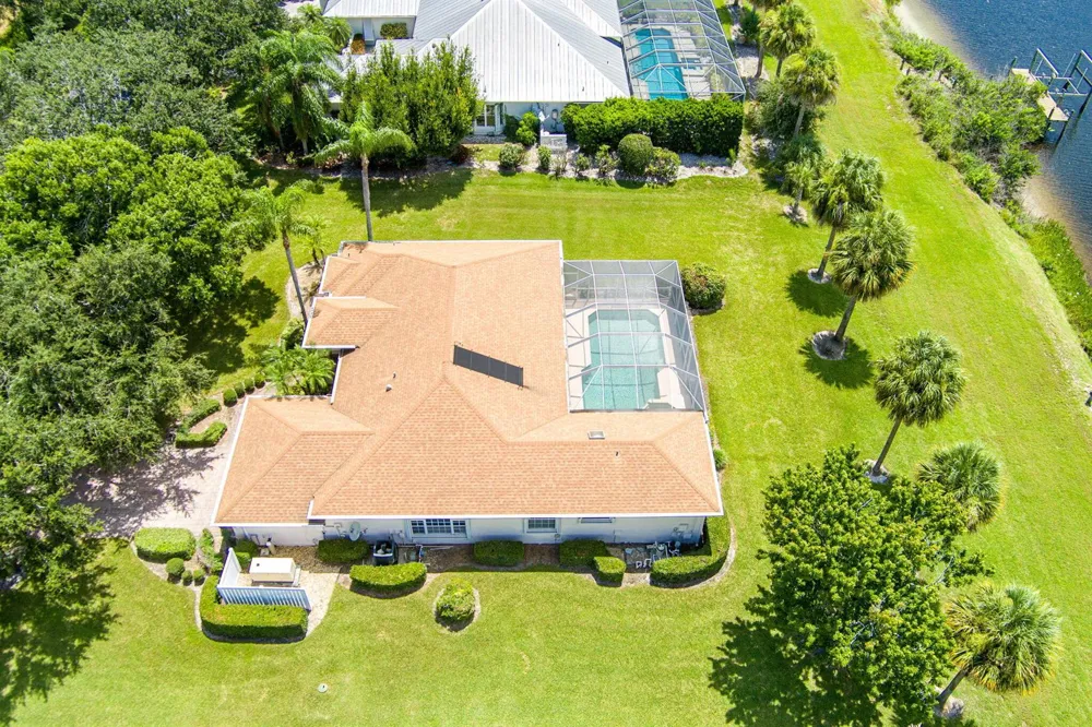 2624 SW River Shore Drive 