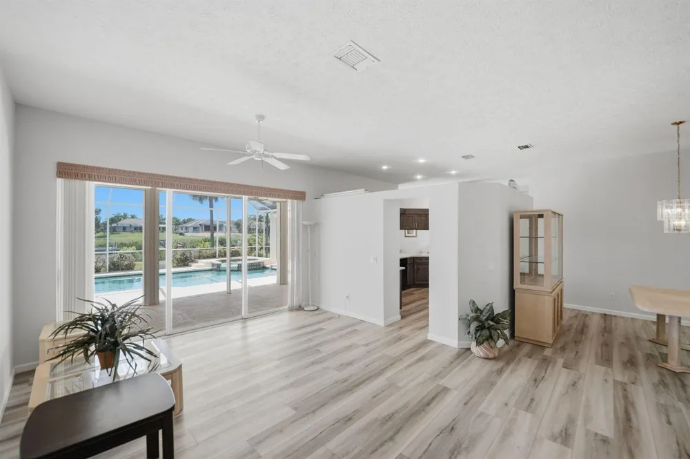 2624 SW River Shore Drive 
