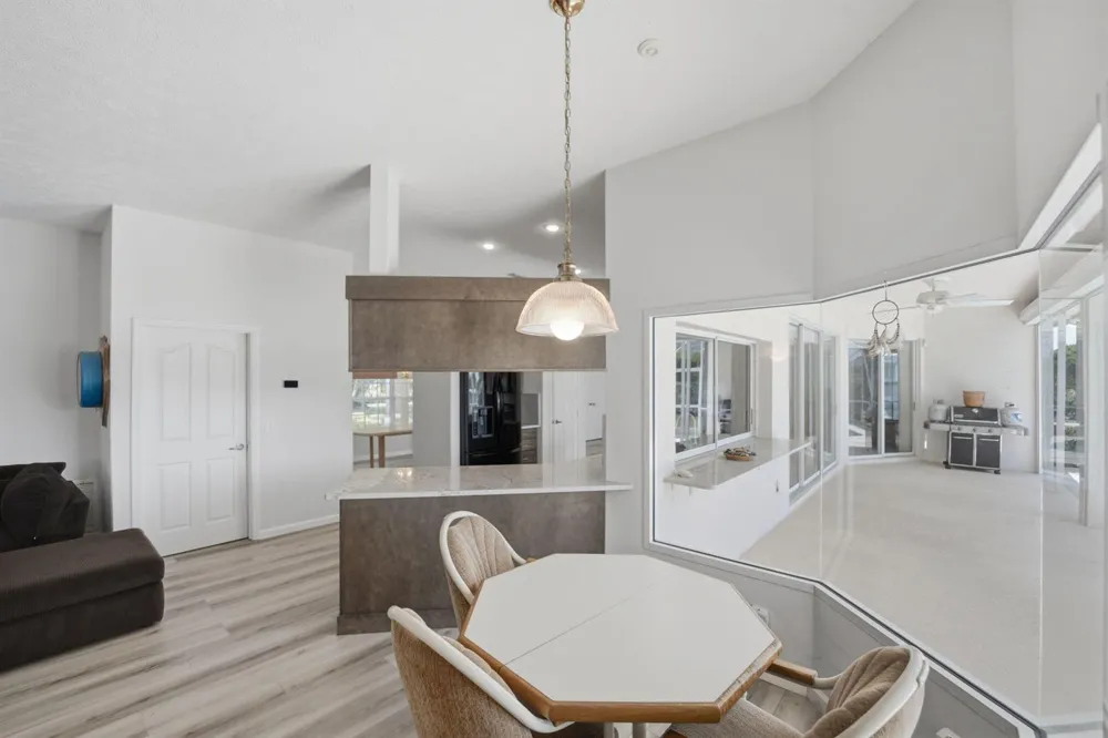 2624 SW River Shore Drive 