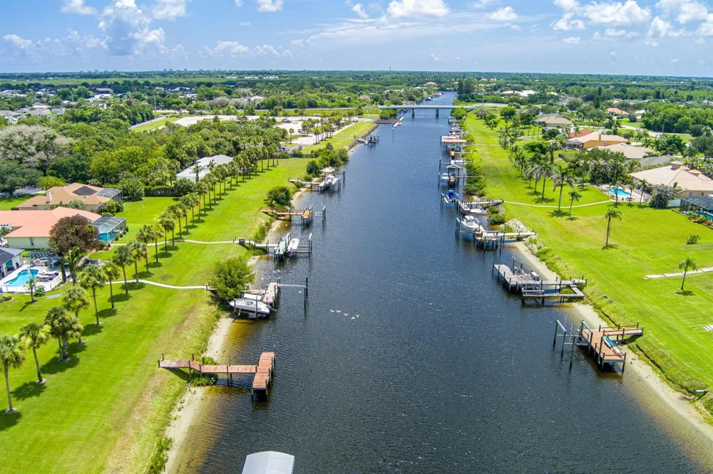 2624 SW River Shore Drive 