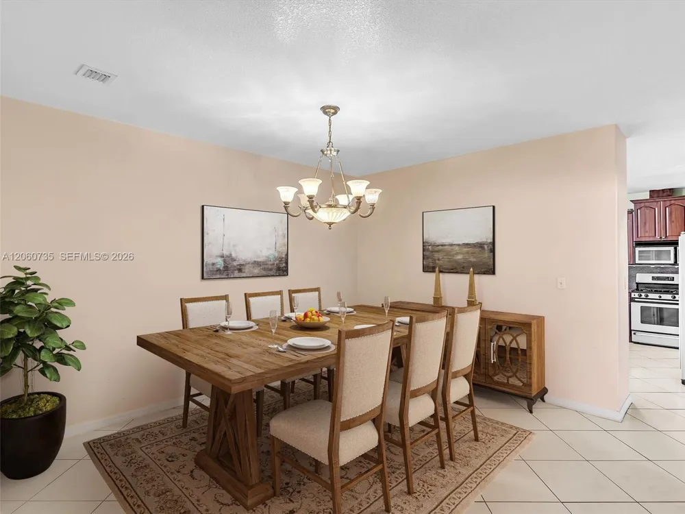 279 NW 119th Ave. Miami, FL 33182