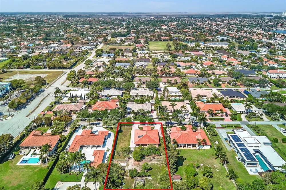 279 NW 119th Ave. Miami, FL 33182