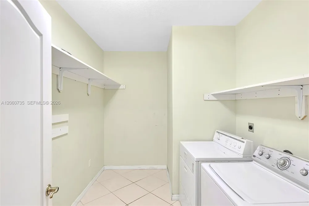 279 NW 119th Ave. Miami, FL 33182