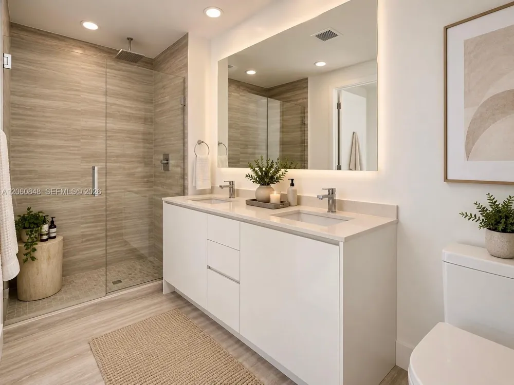 1010 Brickell Ave #2708 Miami, FL 33131