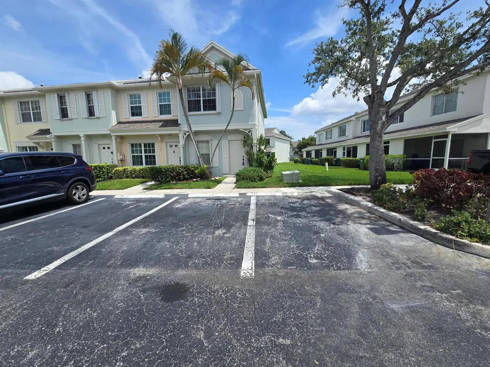 78 Simonton Circle Weston, FL 33326