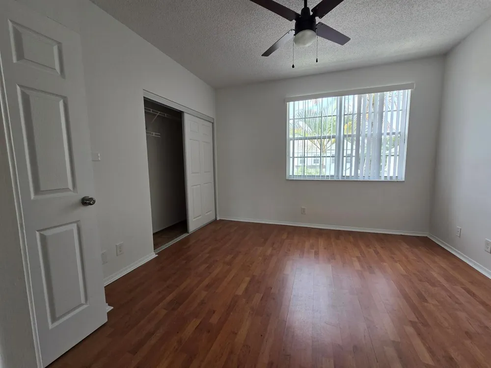 78 Simonton Circle Weston, FL 33326