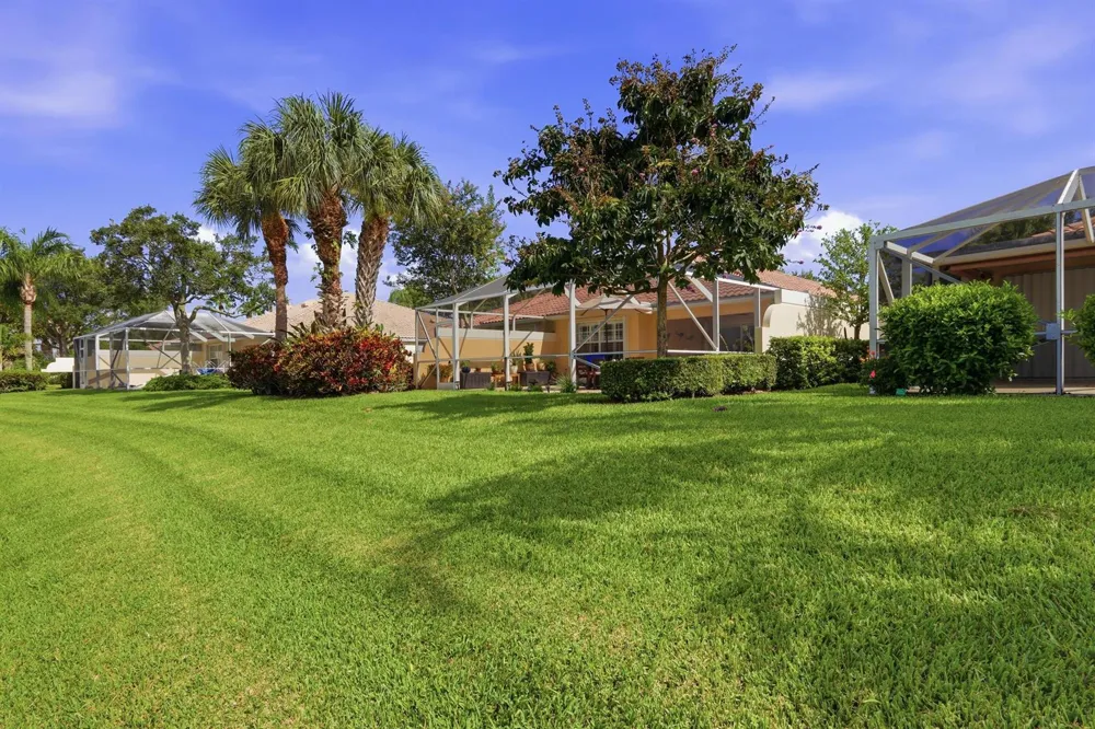 8450 SAINT JOHNS COURT Wellington, FL 33414