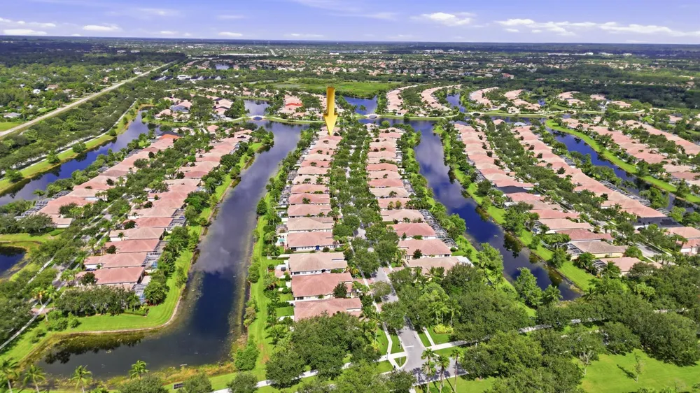 8450 SAINT JOHNS COURT Wellington, FL 33414