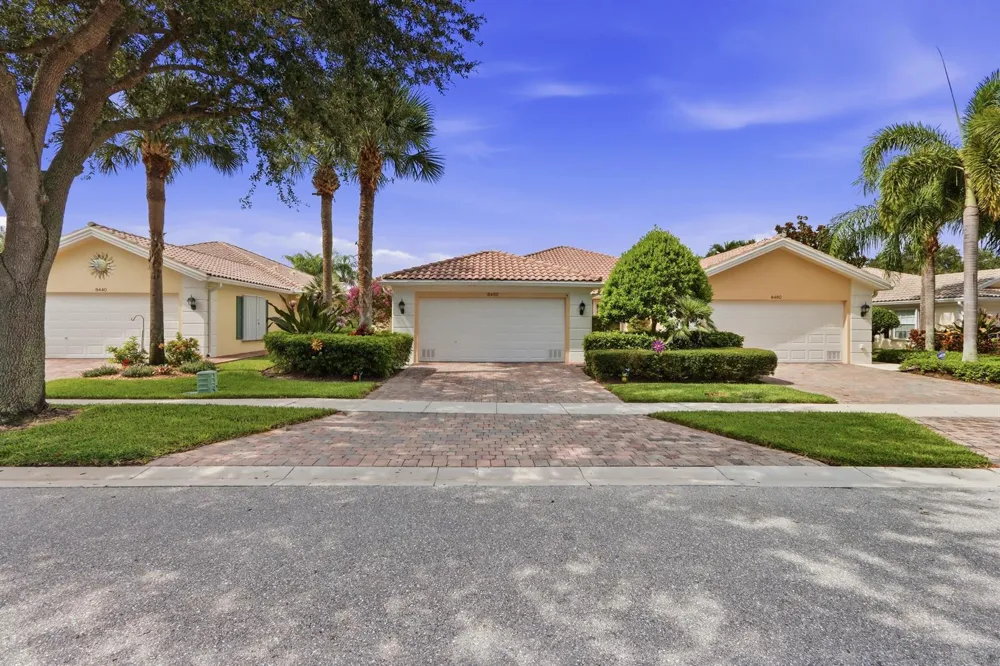 8450 SAINT JOHNS COURT Wellington, FL 33414