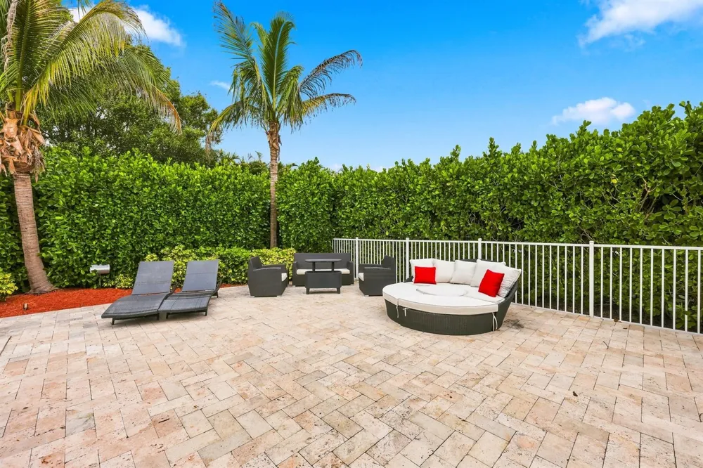 16475 76th Trail Palm Beach Gardens, FL 33418