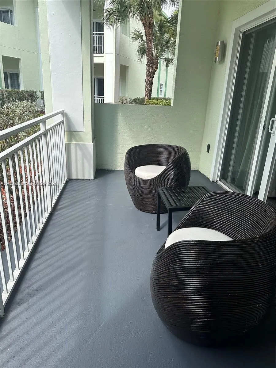 5300 NW 87th #1007 Doral, FL 33178