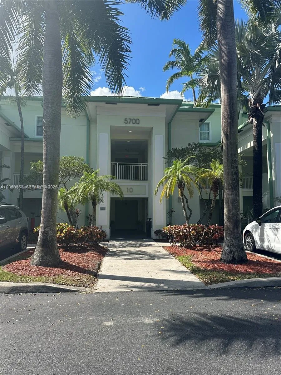 5300 NW 87th #1007 Doral, FL 33178